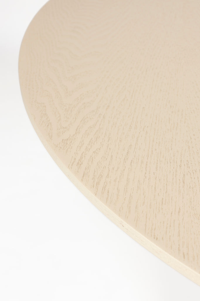 Detail of the table top of Round Table Pilar Brown Rice