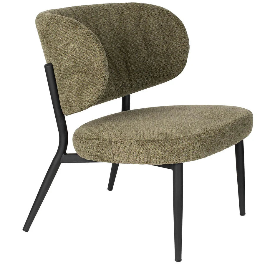 The Leona chair combines comfort and style. Its body-hugging backrest invites you to relax. Crafted with a sleek black metal frame and a soft blended fabric, it exudes sophistication. The elegant decorative stitching on the backrest adds a touch of refinement to this remarkable seating experience.&nbsp;