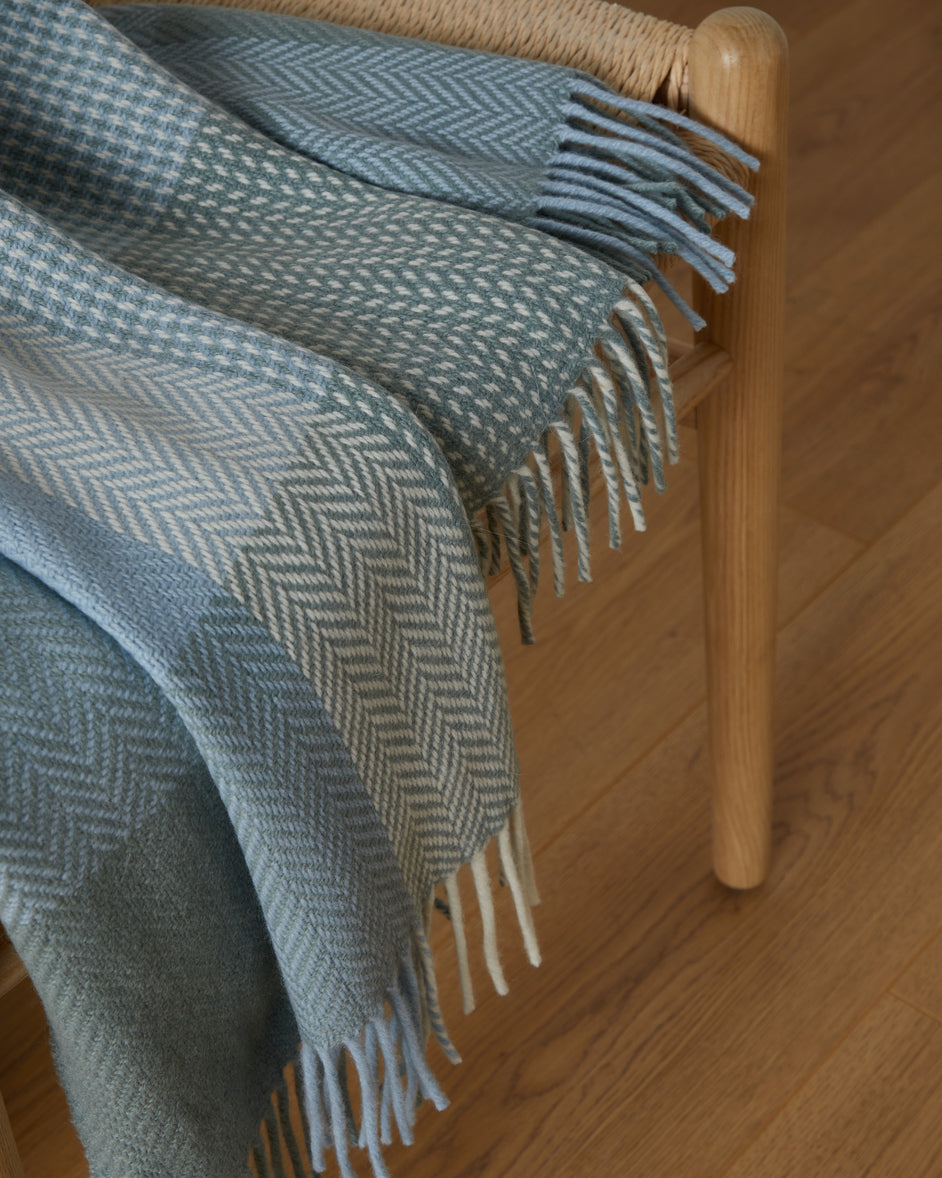 Foxford throws stockists deals